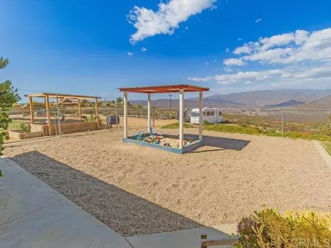 Exterior - 21012 N Burma Rd, Ramona, CA 92065 photo 3 of 8