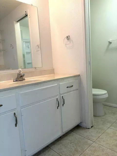 Bath - 3606 Vista Rey #22, Oceanside, CA 92057 photo 2 of 4