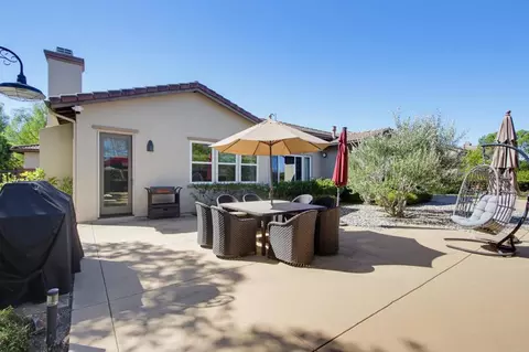 Exterior - 1645 Loch Ness Dr, Fallbrook, CA 92028 photo 7 of 16