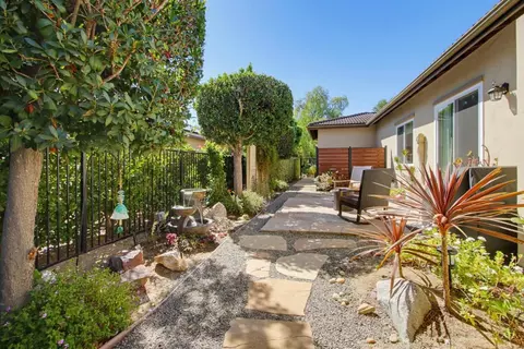 Exterior - 1645 Loch Ness Dr, Fallbrook, CA 92028 photo 15 of 16