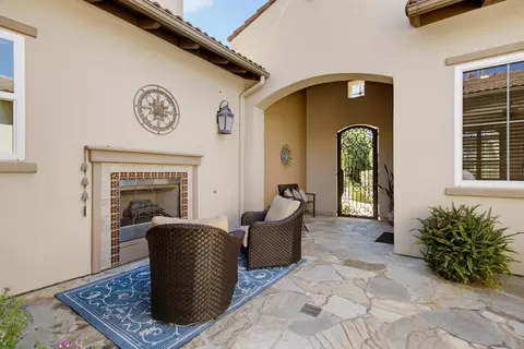 Exterior - 1645 Loch Ness Dr, Fallbrook, CA 92028 photo 5 of 16