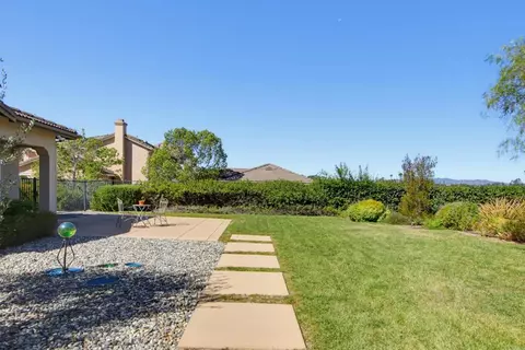 Exterior - 1645 Loch Ness Dr, Fallbrook, CA 92028 photo 13 of 16