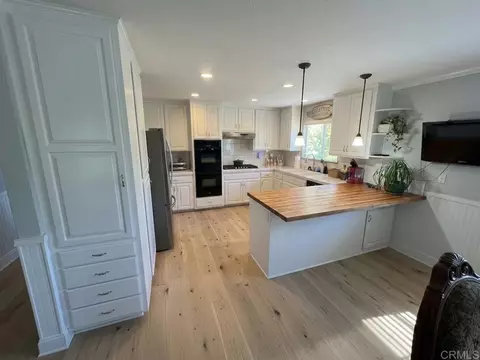 Kitchen - 9040 Paradise Park Dr, Lakeside, CA 92040 photo 1 of 1