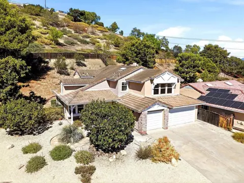 View/Area - 3434 Ashwood Ct, Oceanside, CA 92058 photo 1 of 5