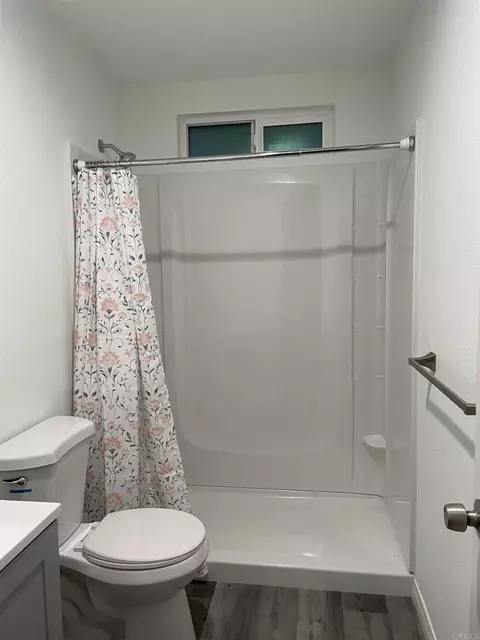 Bath - 1210 Helix St, Spring Valley, CA 91977 photo 6 of 7