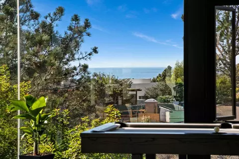 View/Area - 12911 Via Grimaldi, Del Mar, CA 92014 photo 4 of 8