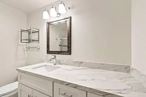 Bath - 3612 Vista Bella, Oceanside, CA 92056 photo 6 of 7