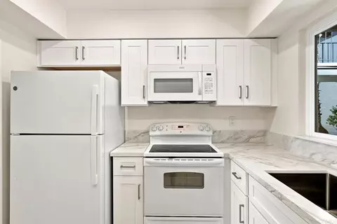Kitchen - 3612 Vista Bella, Oceanside, CA 92056 photo 4 of 7