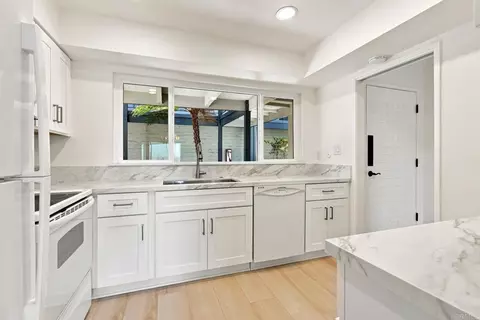 Kitchen - 3612 Vista Bella, Oceanside, CA 92056 photo 1 of 7