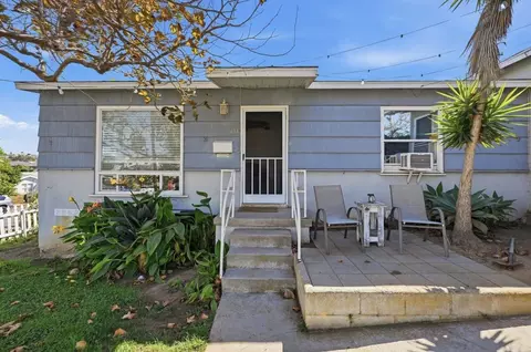 Exterior - 303 W F St, Encinitas, CA 92024 photo 4 of 7