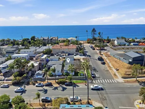 View/Area - 303 W F St, Encinitas, CA 92024 photo 3 of 7