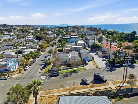 View/Area - 303 W F St, Encinitas, CA 92024 photo 1 of 7