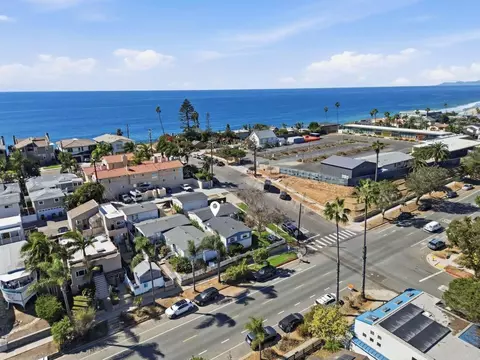 View/Area - 303 W F St, Encinitas, CA 92024 photo 4 of 7