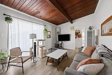 Living - 303 W F St, Encinitas, CA 92024 photo 4 of 5