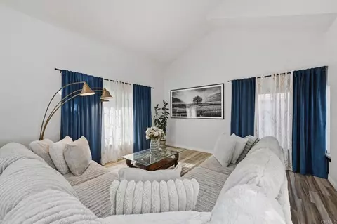 Living - 35609 Aster Dr, Wildomar, CA 92595 photo 2 of 7