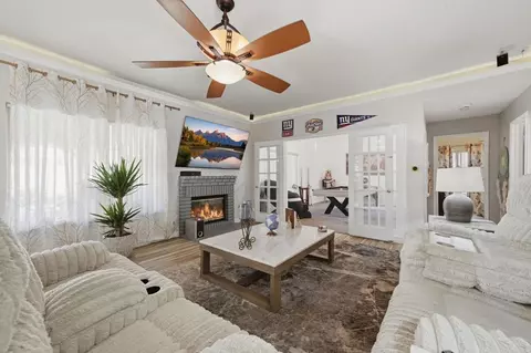 Living - 35609 Aster Dr, Wildomar, CA 92595 photo 5 of 7