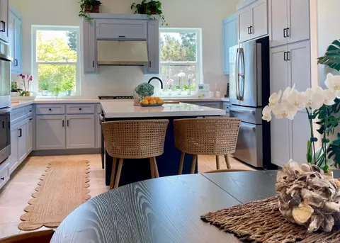 Kitchen - 4305 Manchester Ave, Encinitas, CA 92024 photo 3 of 5