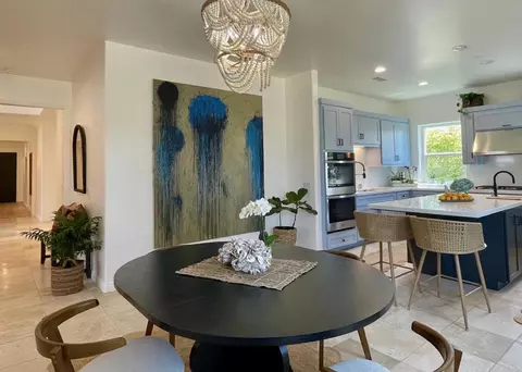 Dining - 4305 Manchester Ave, Encinitas, CA 92024 photo 3 of 5