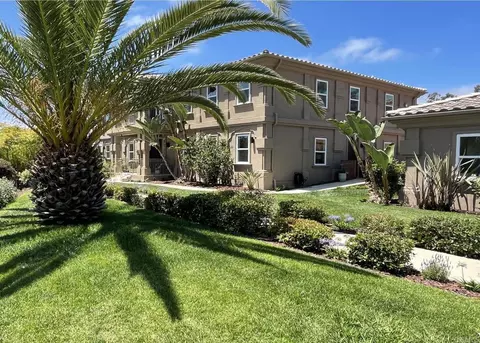 Exterior - 4305 Manchester Ave, Encinitas, CA 92024 photo 2 of 6