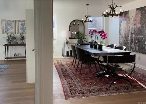 Dining - 4305 Manchester Ave, Encinitas, CA 92024 photo 2 of 5