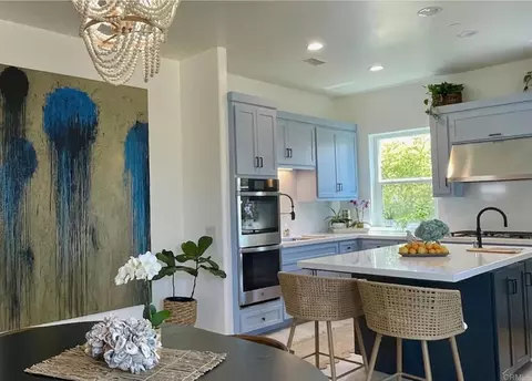 Kitchen - 4305 Manchester Ave, Encinitas, CA 92024 photo 5 of 5