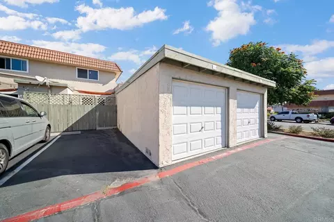 Exterior - 542 Beverly Pl, San Marcos, CA 92078 photo 3 of 7