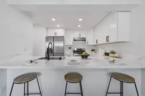 Kitchen - 376 Forest Pl, Vista, CA 92083 photo 7 of 8