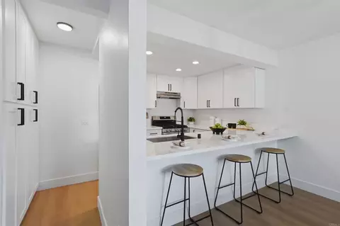 Kitchen - 376 Forest Pl, Vista, CA 92083 photo 5 of 8