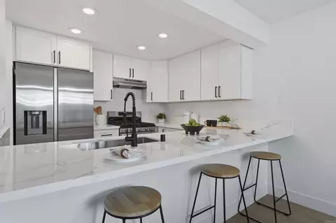 Kitchen - 376 Forest Pl, Vista, CA 92083 photo 6 of 8