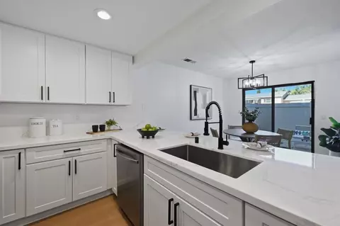 Kitchen - 376 Forest Pl, Vista, CA 92083 photo 1 of 8