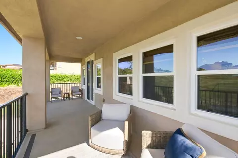 Exterior - 1077 Village Dr, Oceanside, CA 92057 photo 4 of 14