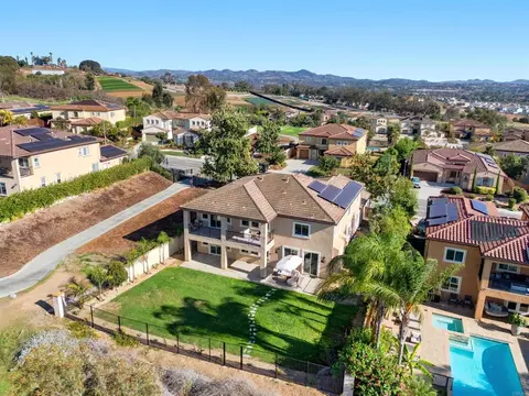 View/Area - 1077 Village Dr, Oceanside, CA 92057 photo 4 of 12