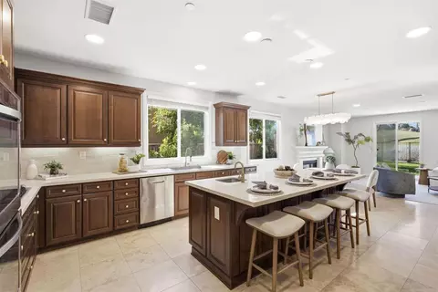 Kitchen - 1077 Village Dr, Oceanside, CA 92057 photo 2 of 4