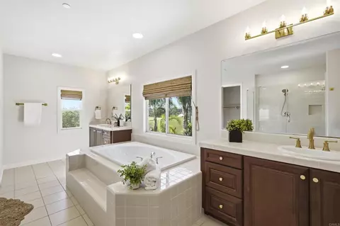 Bath - 1077 Village Dr, Oceanside, CA 92057 photo 8 of 10