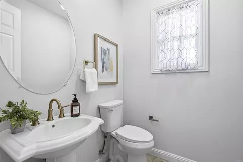 Bath - 1077 Village Dr, Oceanside, CA 92057 photo 1 of 10