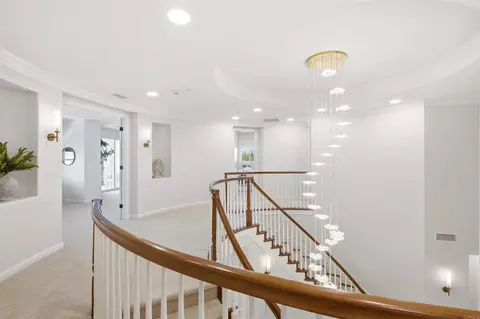 Entry Way - 1077 Village Dr, Oceanside, CA 92057 photo 7 of 8