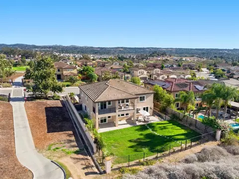 View/Area - 1077 Village Dr, Oceanside, CA 92057 photo 3 of 12