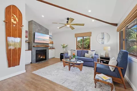 Living - 637 Sparta Dr, Encinitas, CA 92024 photo 1 of 5