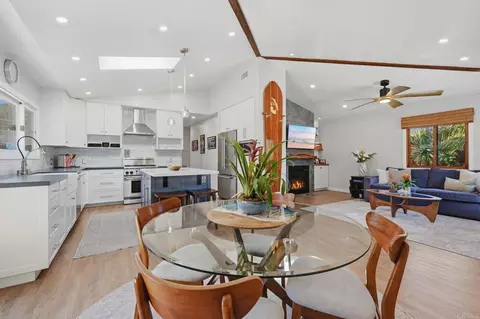 Dining - 637 Sparta Dr, Encinitas, CA 92024 photo 2 of 2