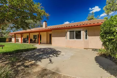 Exterior - 1205 Alice St, Ramona, CA 92065 photo 10 of 21