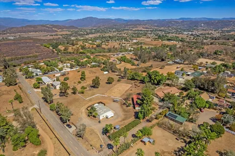 View/Area - 1205 Alice St, Ramona, CA 92065 photo 4 of 10