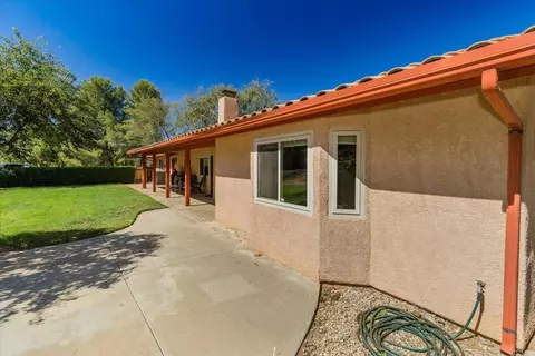 Exterior - 1205 Alice St, Ramona, CA 92065 photo 11 of 21