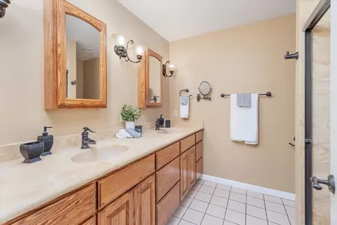 Bath - 1205 Alice St, Ramona, CA 92065 photo 1 of 2