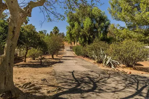 Exterior - 1205 Alice St, Ramona, CA 92065 photo 14 of 21