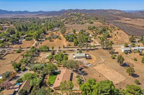 View/Area - 1205 Alice St, Ramona, CA 92065 photo 5 of 10