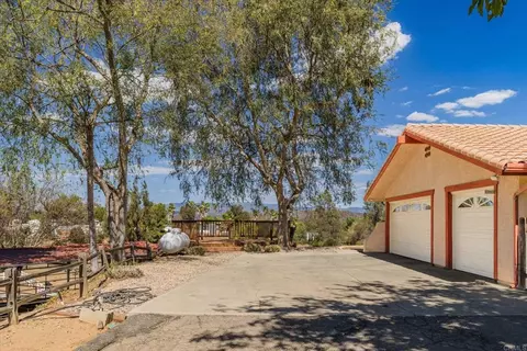 Exterior - 1205 Alice St, Ramona, CA 92065 photo 8 of 21