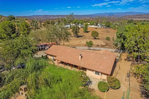 View/Area - 1205 Alice St, Ramona, CA 92065 photo 2 of 10