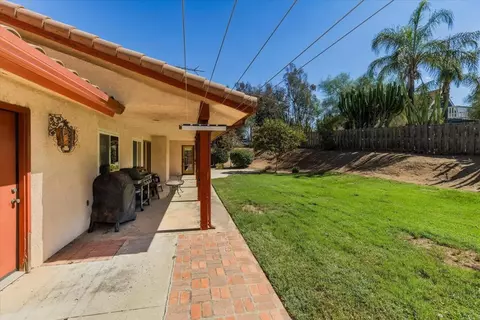 Exterior - 1205 Alice St, Ramona, CA 92065 photo 12 of 21