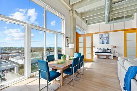 Dining - 550 Seagaze Dr #29, Oceanside, CA 92054 photo 1 of 1