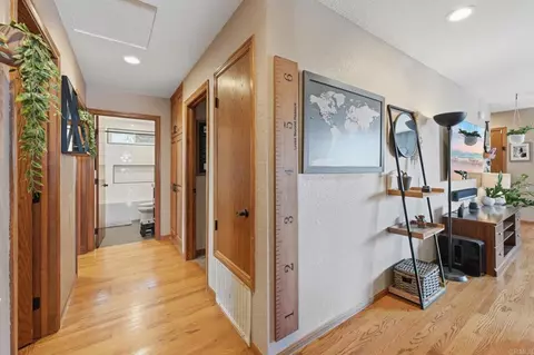 Entry Way - 320 Apollo Dr, Vista, CA 92084 photo 1 of 1